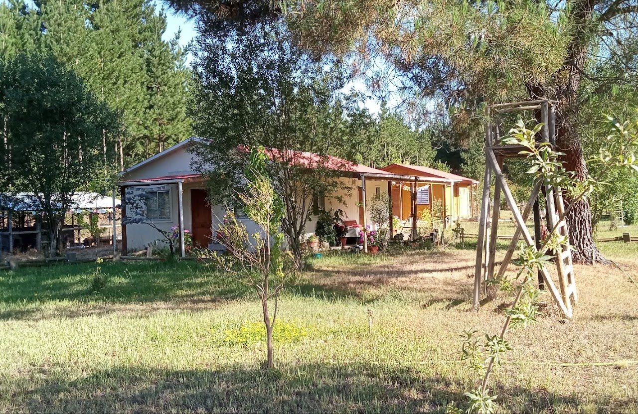 venta parcela de agrado con casa y cabañas